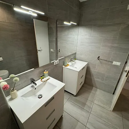 La Maison D'elisabet Apartment *